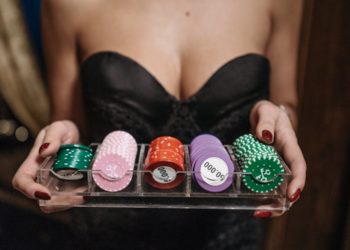 Uhkapelaaminen on yleinen aihe uutisissa – mutta miksi?